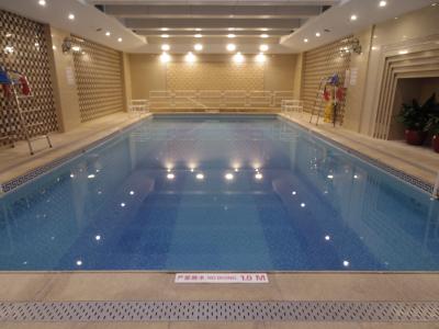 何往復したことか、プール。