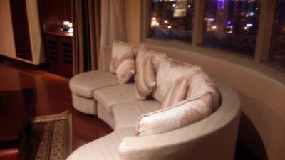 コーナールーム（ソファーもゆったり）