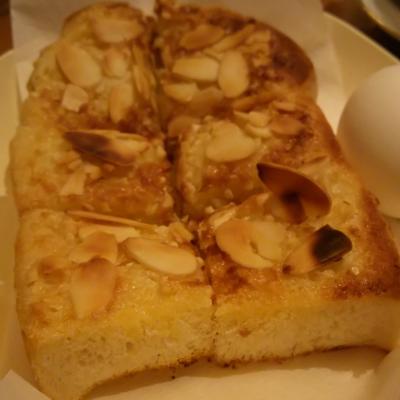 絶品アーモンドトースト
