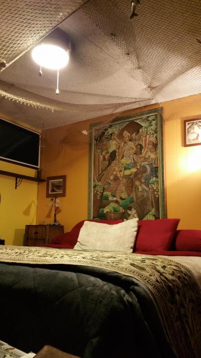 キングサイズのベッド　Lava　Room