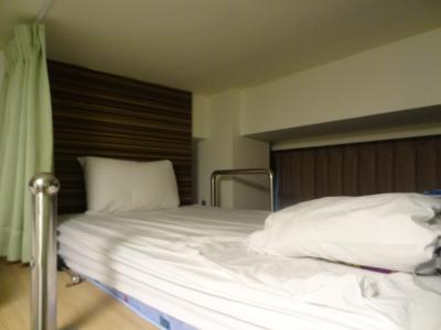 ベッドはこんな感じ