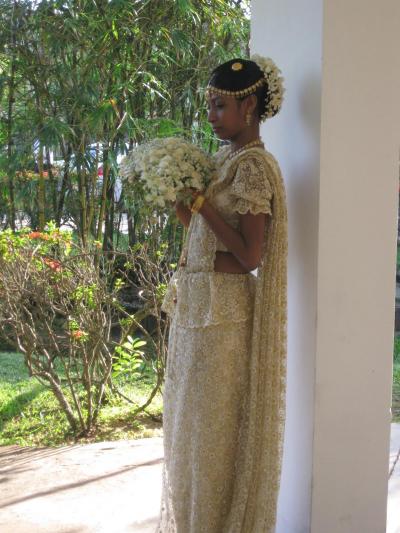 スリランカの結婚式に遭遇しました。