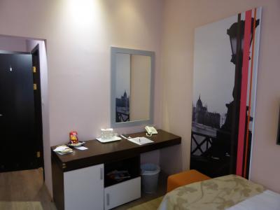 冷蔵庫内の飲み物は有料です。