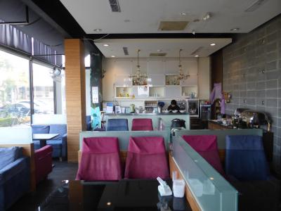 朝食会場のレストラン