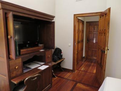 歴史を感じさせる室内