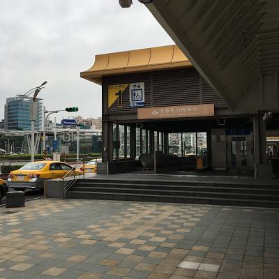 直結ですがターミナルまでは歩きます。