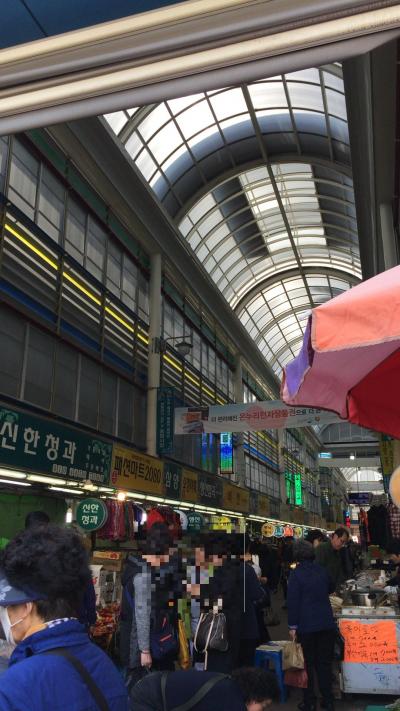 活気もあって楽しい市場