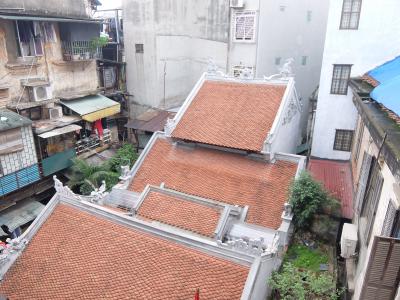 赤いレンガはお寺