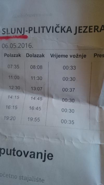 プリトヴィツェ行きのバス(スルニ)