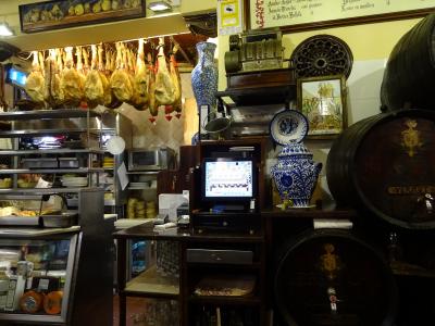 バル巡り１軒目