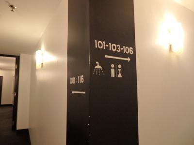 案内表示もオシャレ