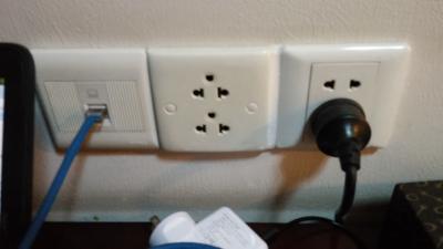 コンセント形状です。