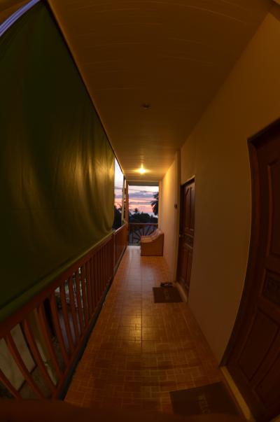 廊下からの夕日