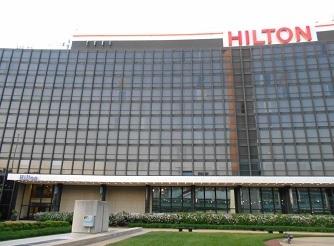 空港側の地上レベルから