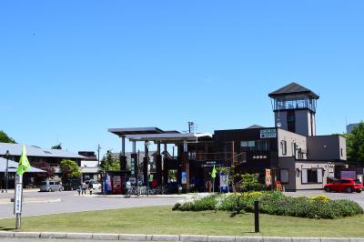 フレンドリーベア　大沼公園駅を降りてすぐのレンタサイクル。大沼団子も、大沼ビールも楽しめます。