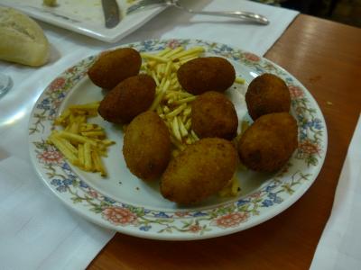 コポテトフライとロッケ