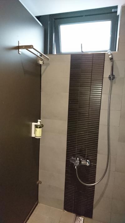 タオルや着替えはビニール袋に入れた方がいいです。