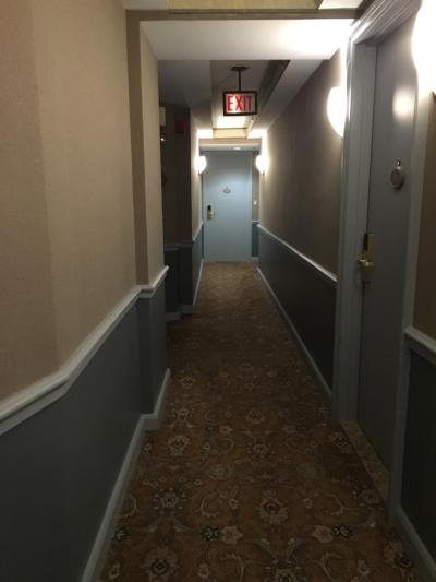 廊下、渋いっ！