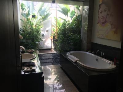 屋外シャワーが気持ち良い