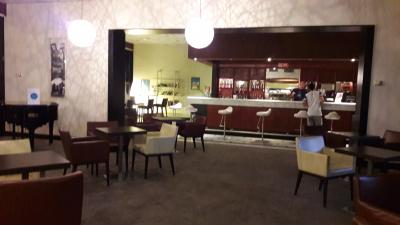 ホテルのレストラン