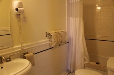 広いけど、使いにくいシンク周り