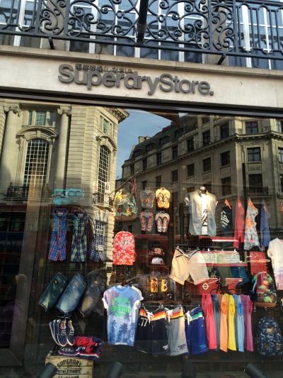 やっぱりイギリスで見たい、買いたい！