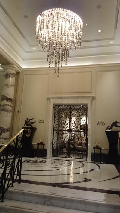 中に入ると目の前は朝食会場