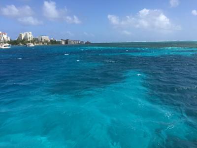 七色の海を持つサンアンドレス島