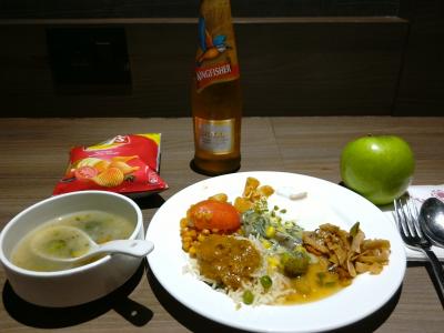 ラウンジBはプライオリティ―カード利用OKでシャワーも無料！