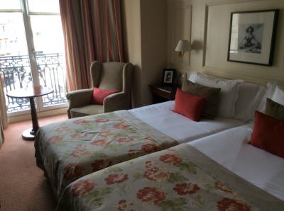 旧市街と海に近いホテル