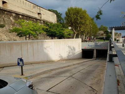 車で行く方は、このパーク・シタデルにまず駐車。本文参照。