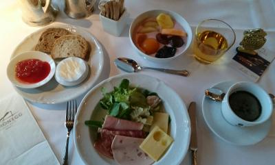 朝食はビュッフェスタイル