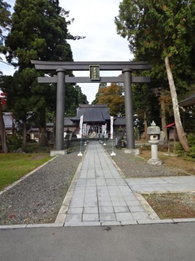 最上公園の中にある神社・紅葉がきれいでした