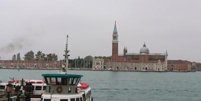 ホテルの窓からの眺め