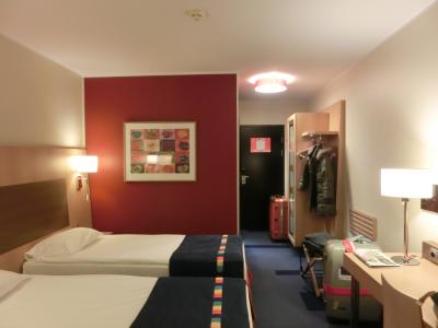 なんなく日本のビジネスホテル風。