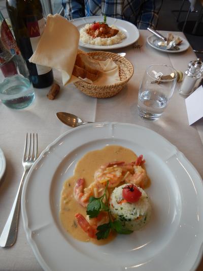 夕食のメインは朝食時に選択しておきます