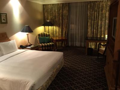 アンティークと捉えるか、古臭いと捉えるかはあなた次第