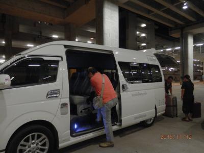 ホテルからの空港送迎車