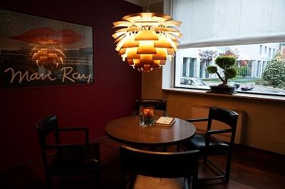 ラウンジはモダンな感じ