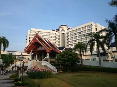 大きいホテルです