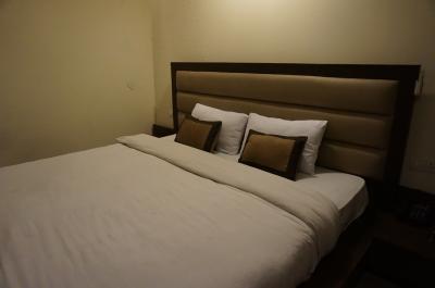 デリー空港そばのホテル