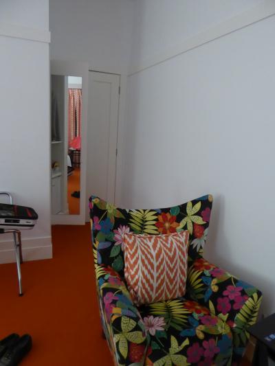 立派な椅子もあります