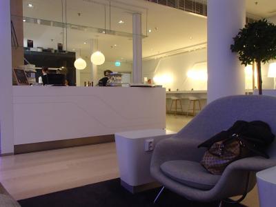 本格サウナ完備のラウンジ