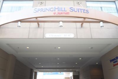 ホテル入口です。