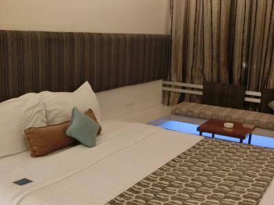 部屋はかわいらしくて備品も充実していました。