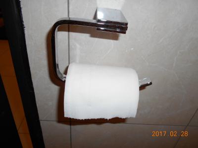 トイレットペーパーホルダー