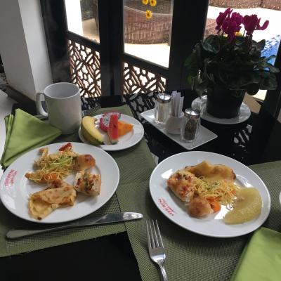 ビュッフェ式 フルーツもたくさんです