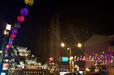 松山駅近くの夜市