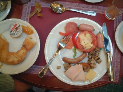 朝食ビュッフェの一部