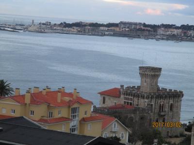 カスカイスの町が見えます